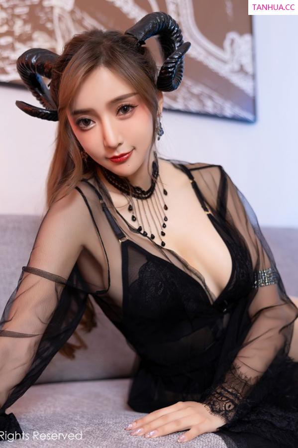 王馨瑶  [XiuRen]高清写真图 2022.08.05 No.5396 王馨瑶yanni第33张图片